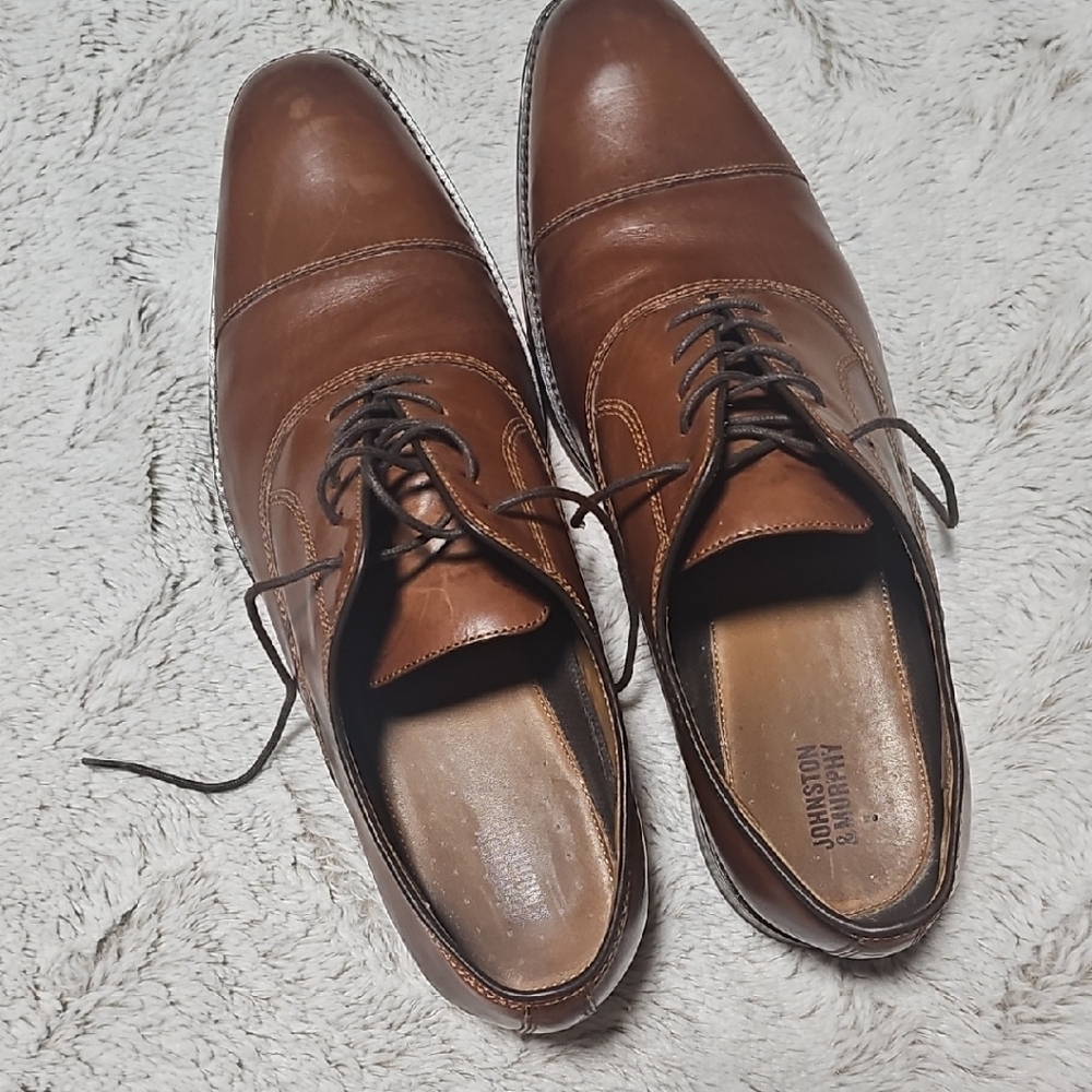 Johnston & Murphy Brown Leather Oxfords